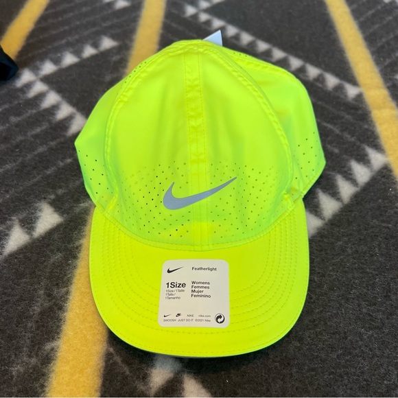 neon yellow nike hat